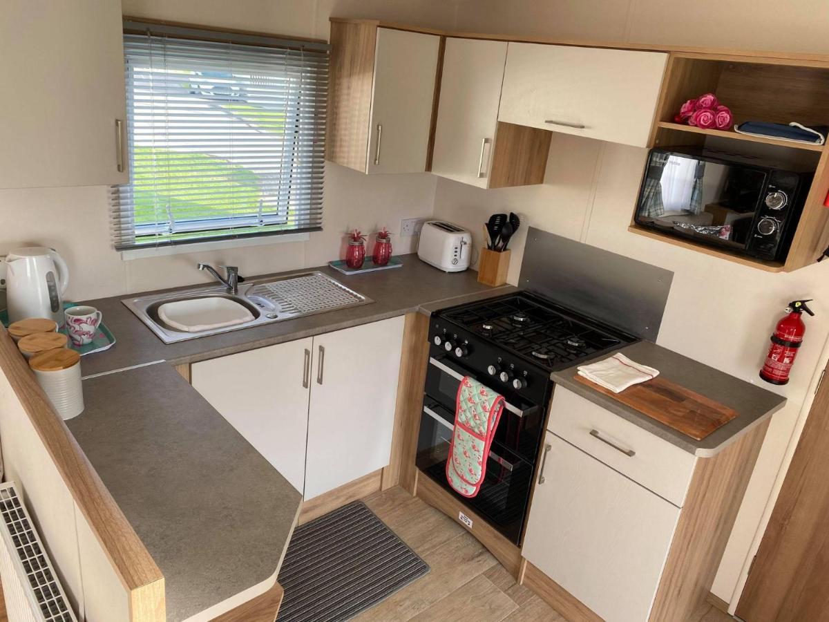 The Burrows Holiday Caravan, Seal Bay Selsey Exterior foto